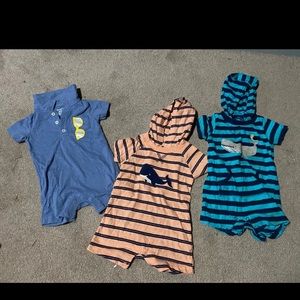 Carter’s 12months short sleeve Onesies